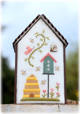 Fleurs de Lin crossstitch chart - Medium house ref 185