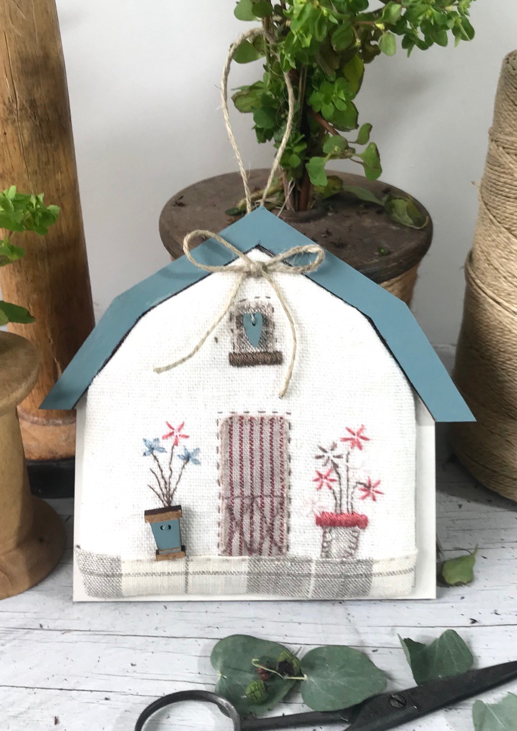 Kit de patchwork -  Mini grange 'toit bleu'' -  Ktba2  