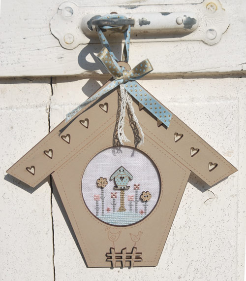 Cross stitch chart - Linen birdhouse - PC1lin